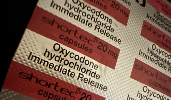 Shortec Capsules UK (Oxycodone immediate-release) packaging showing labelled blister packs and dosage information